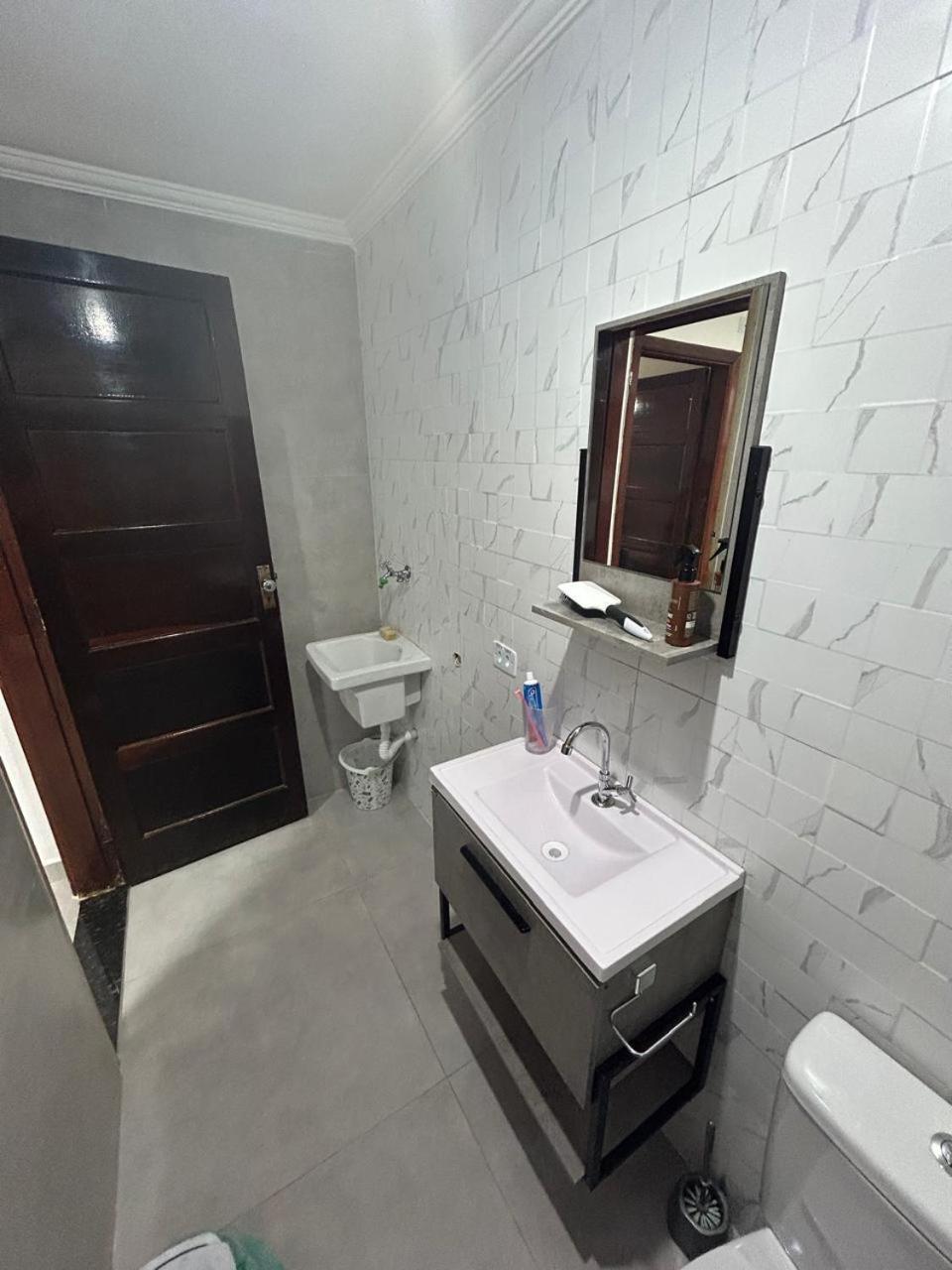 Apartamento 108 Condominio Serena A 150 Metros Da Praia - Guilhermina - Praia Grande Екстериор снимка